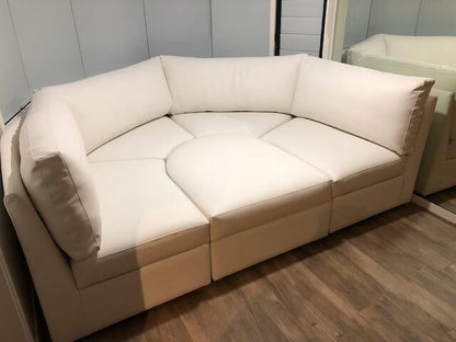 CUSTOM BAY WINDOW LOUNGES - Leisure Lounges