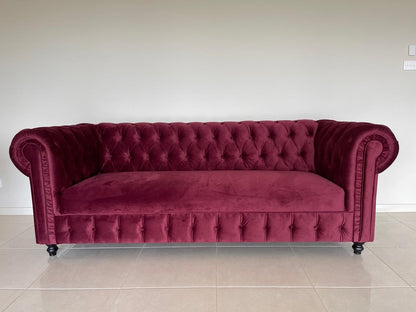 CUSTOM MADE LOUNGE - FROM THE GROUND UP - Leisure Lounges