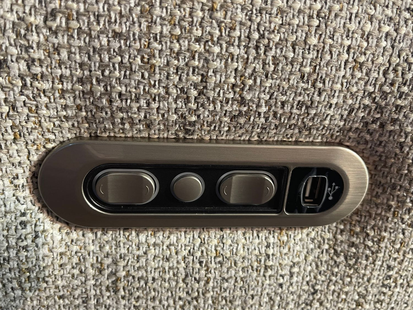 Horizon Electric recliner with motorised headrest - Leisure Lounges