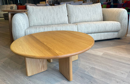 Round Coffee table - Solid American Oak - Leisure Lounges