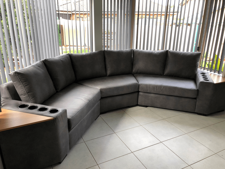 CUSTOM BAY WINDOW LOUNGES - Leisure Lounges