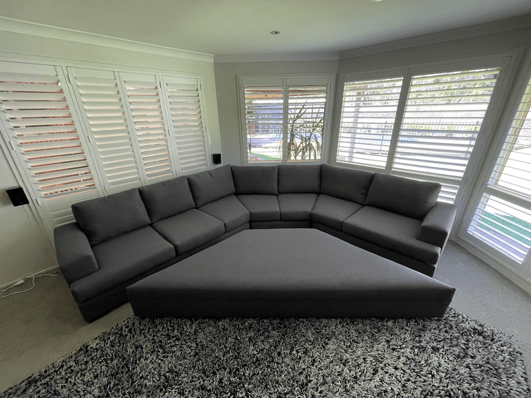 CUSTOM BAY WINDOW LOUNGES - Leisure Lounges