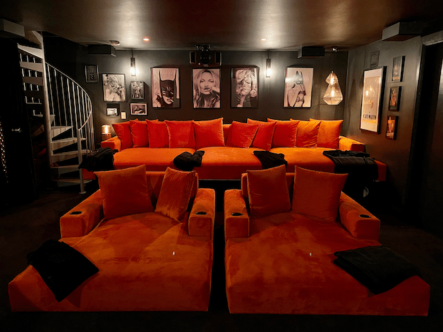 CUSTOM MADE DREAMCOAT THEATRE DAYBED - Leisure Lounges