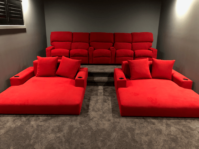 CUSTOM MADE DREAMCOAT THEATRE DAYBED - Leisure Lounges